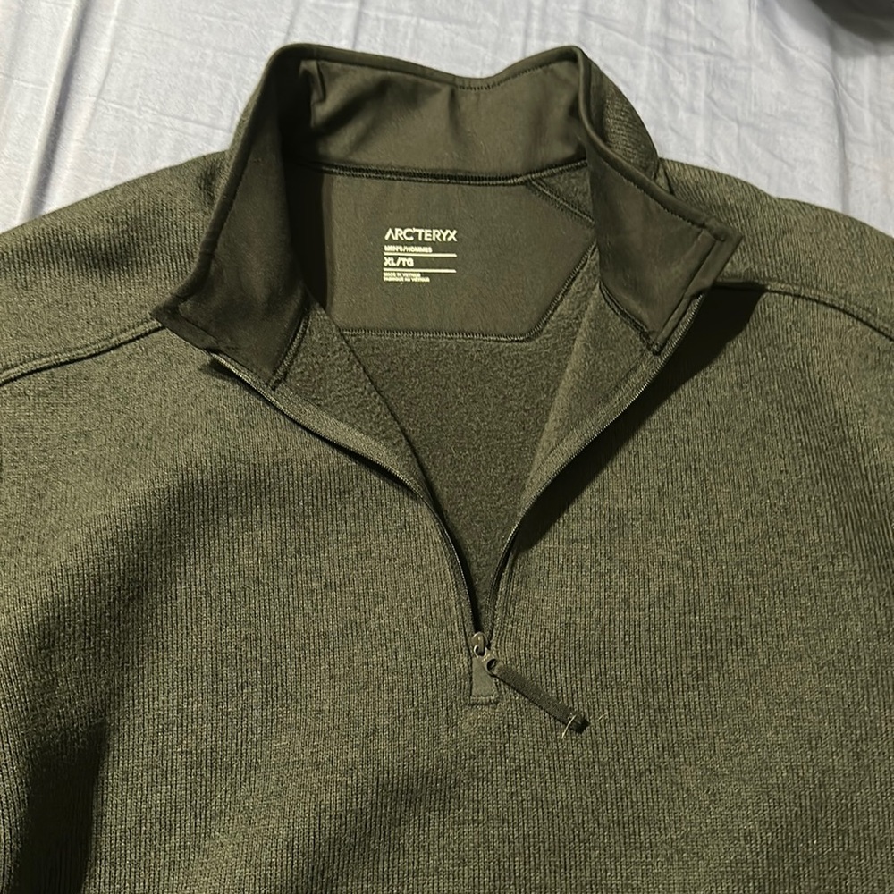Arc’teryx men’s 1/4 zip size xl black